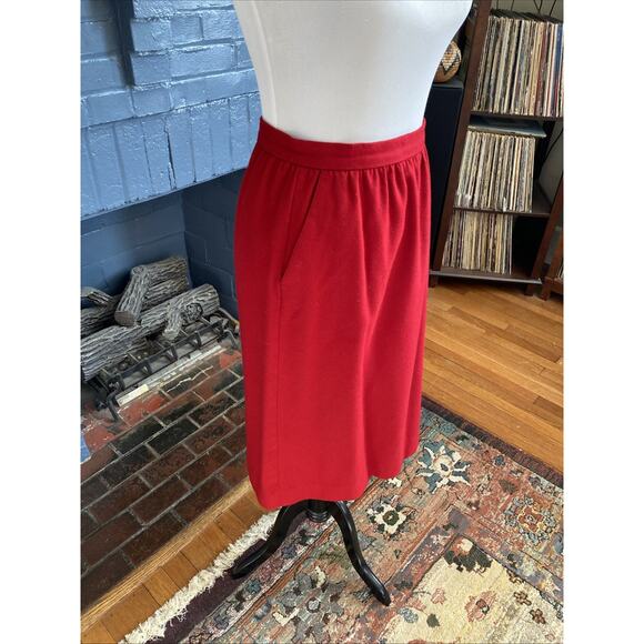 Vintage 60s Red Pencil Skirt 100% Virgin Wool Lined Women’s Size 10 Read / S - Picture 2 of 16
